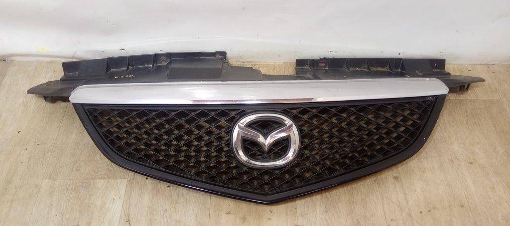 Решетка радиатора Mazda MPV 2 купить в России