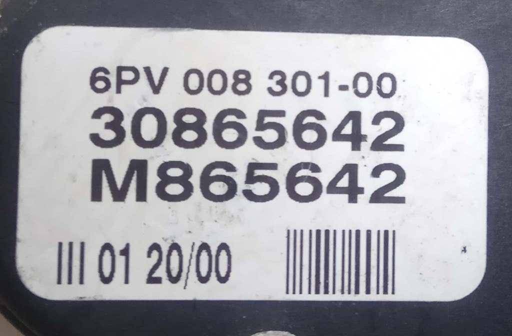 Педаль газа Volvo V40 2 купить в России