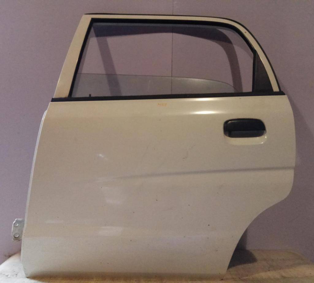 Уплотнитель двери Suzuki Alto (HA12) купить в Беларуси