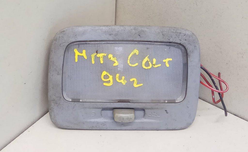 Плафон салонный Mitsubishi Colt 4 купить в России