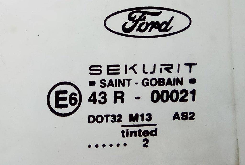 Стекло двери задней правой Ford Mondeo 3 купить в России