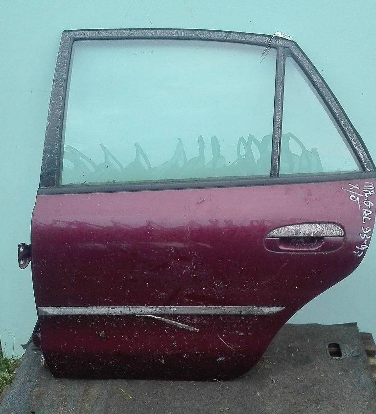 Стекло двери задней левой Mitsubishi Galant 7 купить в Беларуси
