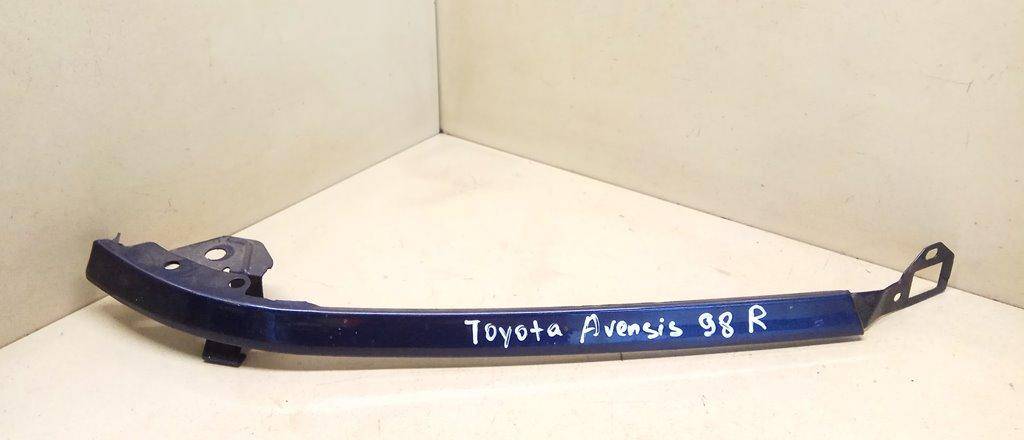 Накладка (планка) под фару правую Toyota Avensis 1 (T220) купить в России