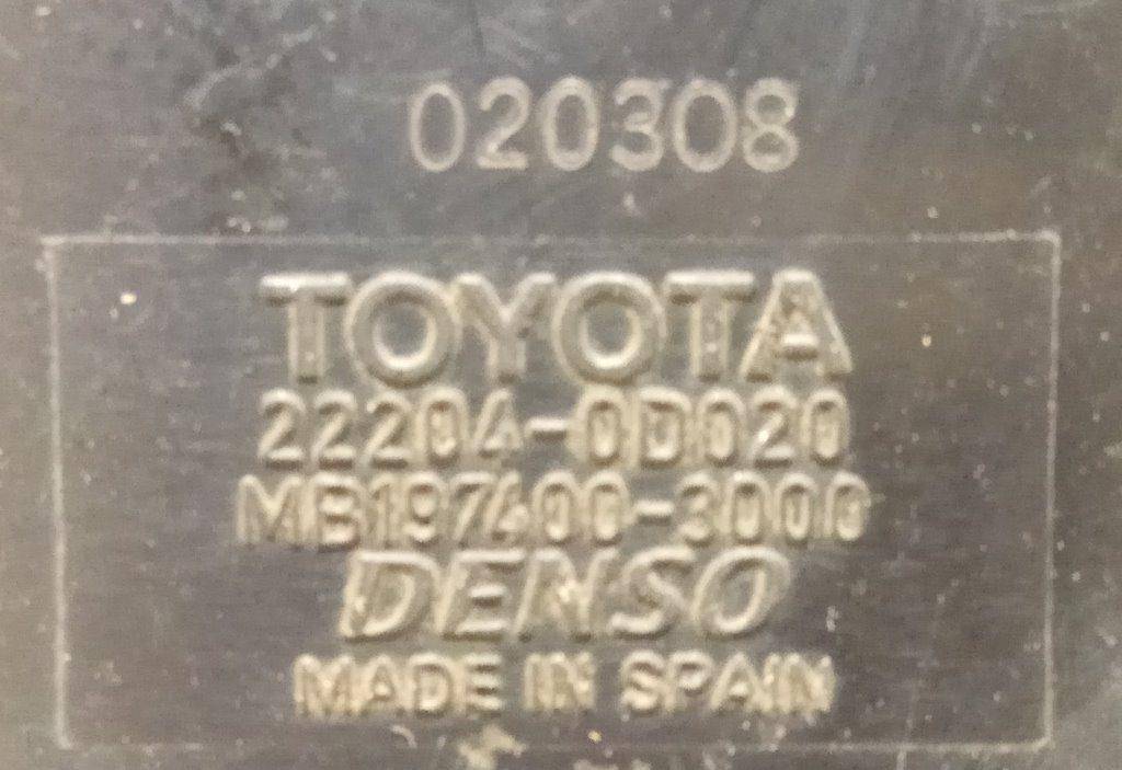 Расходомер воздуха (ДМРВ) Toyota Avensis 1 (T220) купить в Беларуси