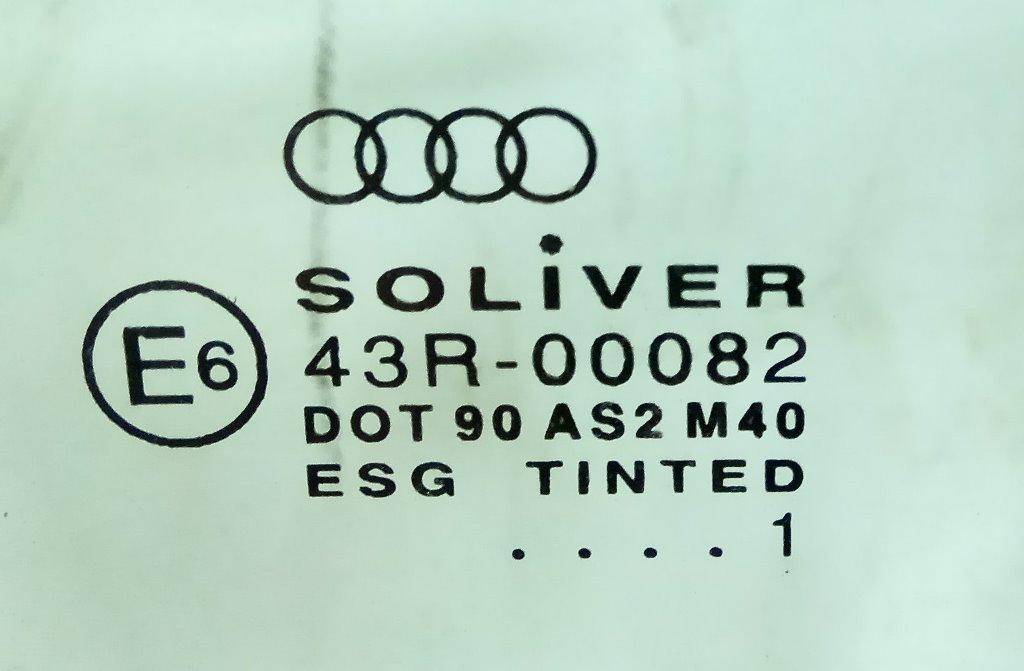 Стекло двери передней правой Audi A6 C5 купить в России