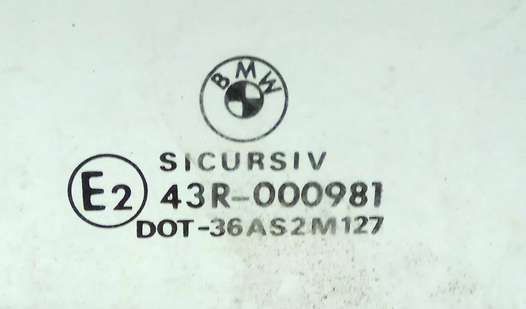 Стекло двери передней правой BMW 3-Series (E46) купить в России