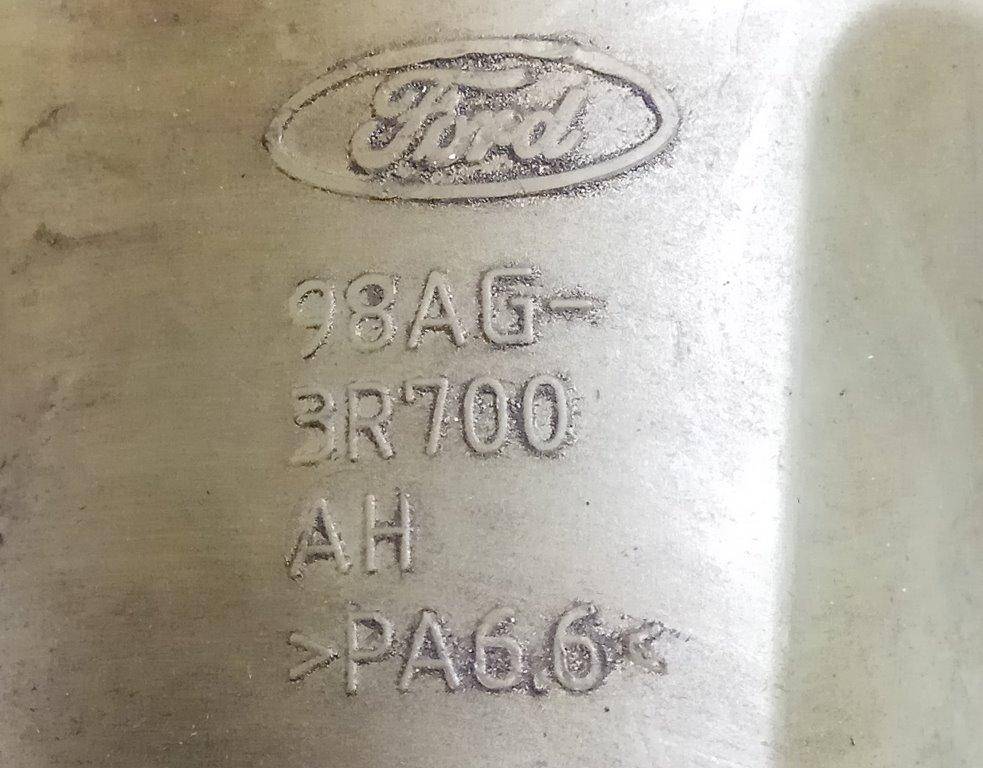 Бачок гидроусилителя Ford Focus 1 купить в России