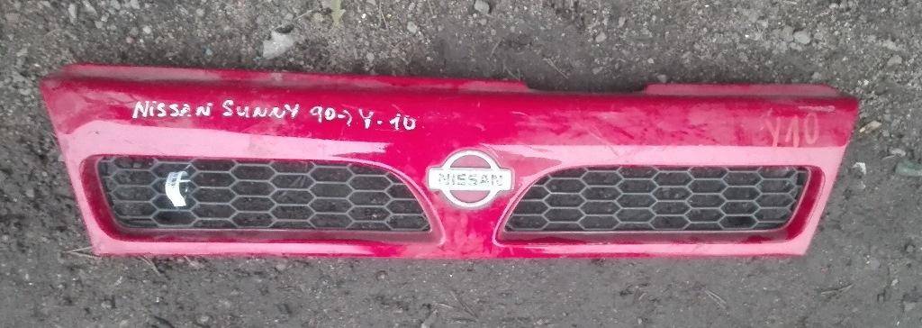 Решетка радиатора Nissan Sunny N14 купить в Беларуси