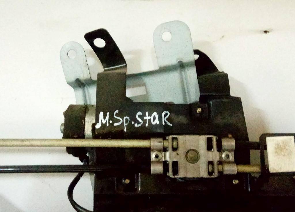 Двигатель электролюка Mitsubishi Space Star 1 купить в Беларуси