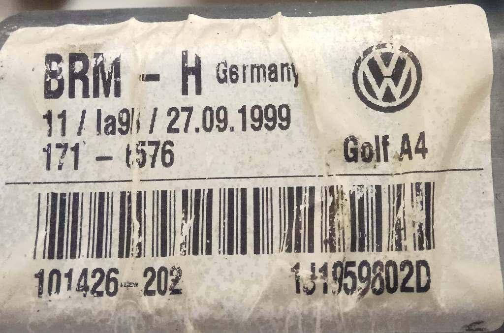 Моторчик стеклоподъемника Volkswagen Golf 4 купить в Беларуси