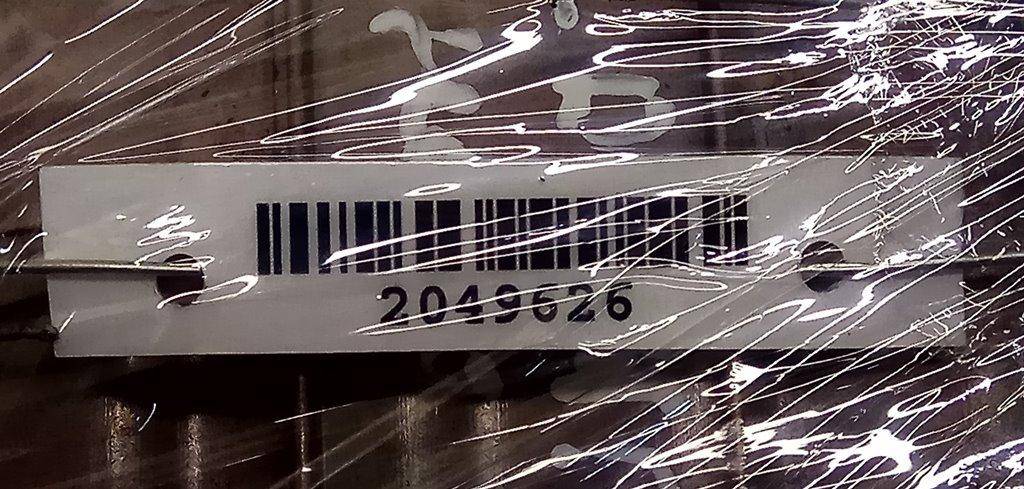 Накладка декоративная (молдинг) заднего правого крыла Mitsubishi Space Wagon 2 купить в России