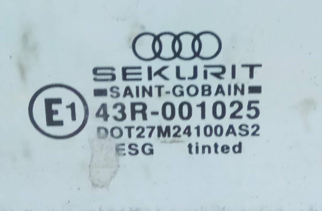 Стекло двери задней правой Audi 80 B4 купить в России