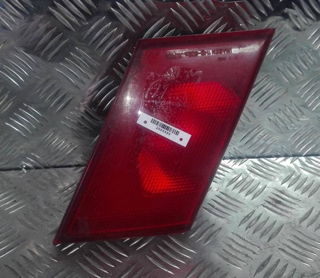 Фонарь крышки багажника правый Mitsubishi Lancer 6 купить в Беларуси