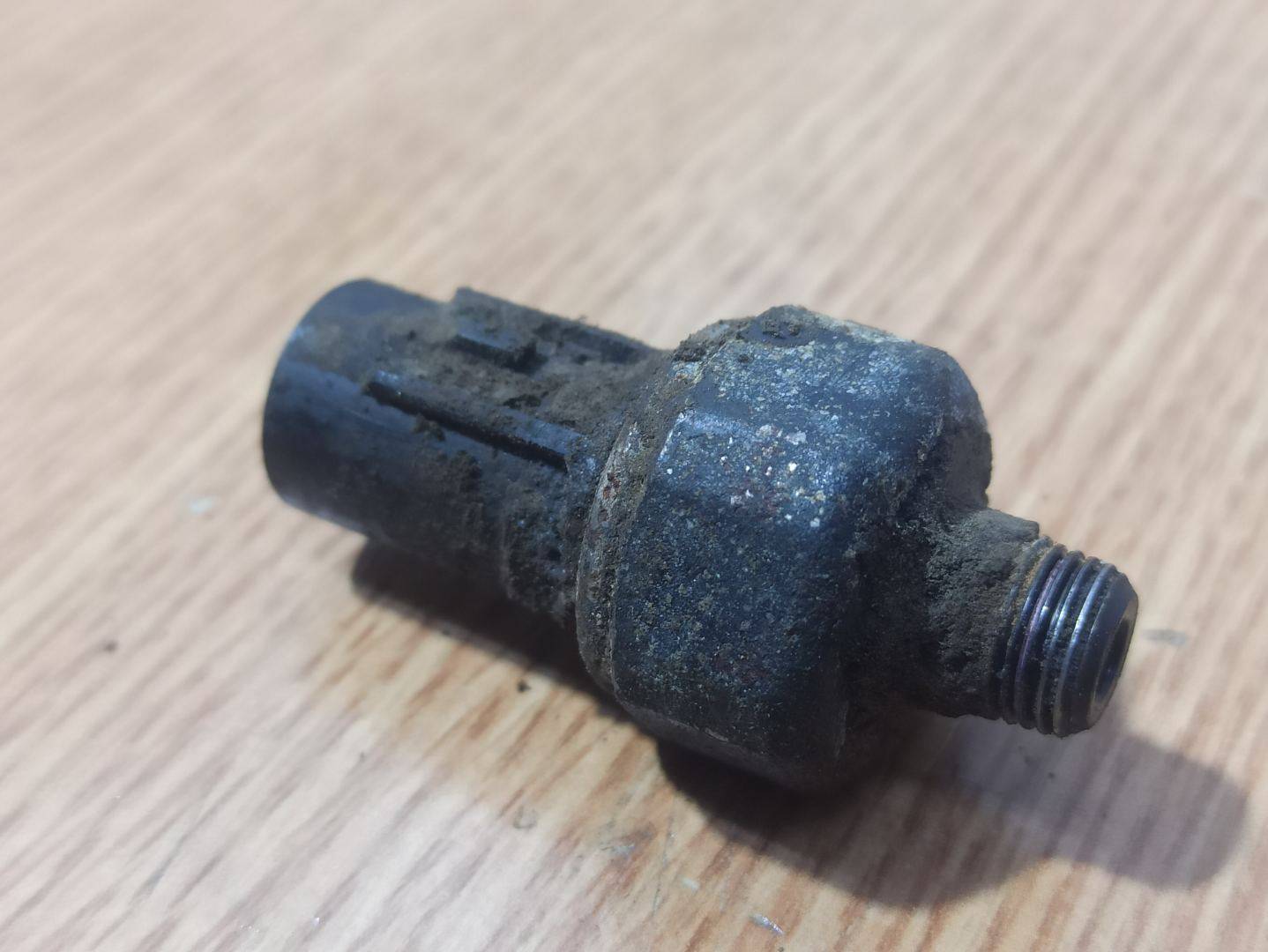 Датчик давления масла хендай солярис 1. 6 артикул. 6 артикул. 4. Солярис датчик давления.