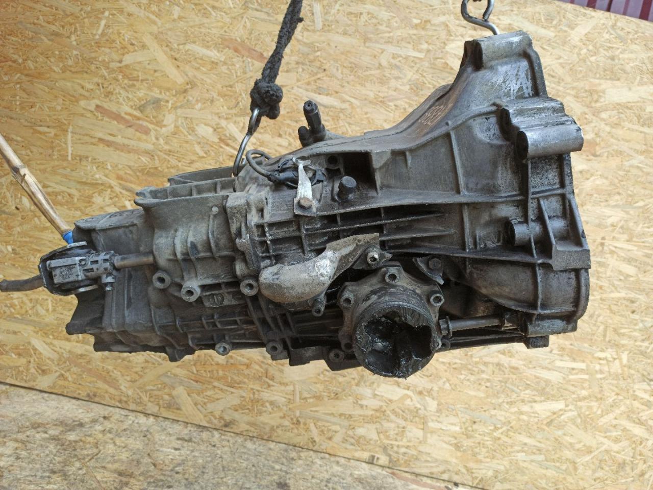 КПП механическая (МКПП) Array Array 1992. Купить бу Array Array OEM №DHN. Фото 2