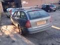 спойлер Mercedes-Benz C-Класс W203/S203/CL203 [рестайлинг] S203 2005, 2.7 л., CDi, OM 612.962, дизель, АКПП, perlitgrau / 747, универсал, задний привод, правый руль, 2037900188 - фото №3