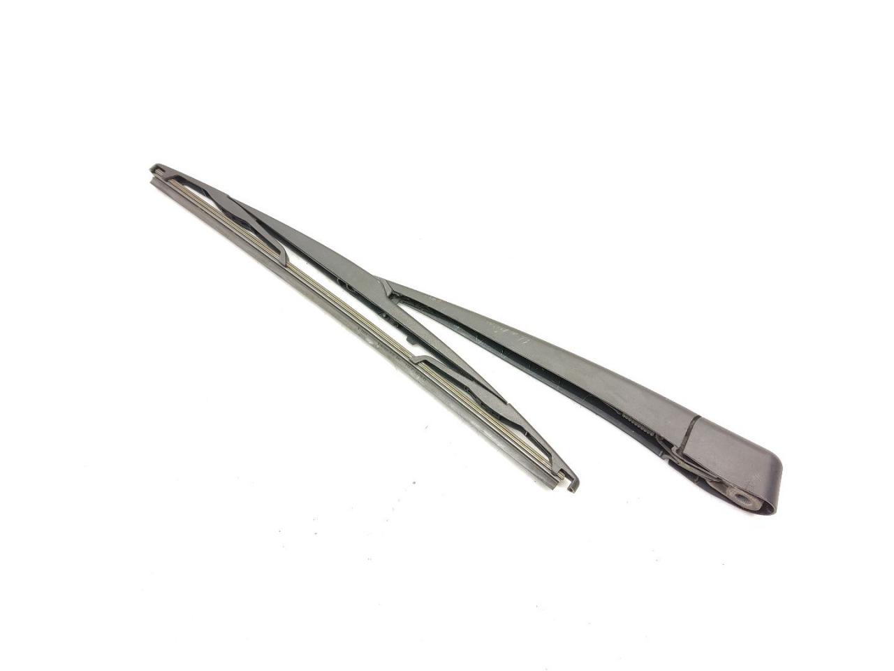 щеткодержатель задний Renault Megane 3 поколение 2009, 1.6 л., i, K4M 848, бензин, 5МКПП, чёрный, хетчбэк 5 дв., передний привод, правый руль, 3392390756 - фото №1