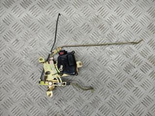 активатор замка багажника Hyundai Tucson 1 поколение JM 2004, 2.0 л., CRDi, D4EA, дизель, 5МКПП, чёрный, внедорожник 5 дв., полный привод, правый руль, 81290-2E010