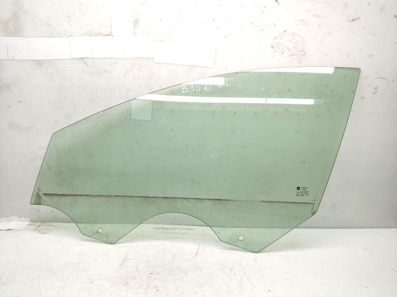 стекло двери передней левой Opel Insignia 1 поколение (A) 2011, 2.0 л., CDTi, A 20 DTH, дизель, 6МКПП, черный, хетчбэк 5 дв., передний привод, правый руль, 43R000056 - фото №1