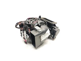 моторчик печки Mercedes-Benz M-Класс W163 [рестайлинг] 2001, 2.7 л., CDi, OM 612.963, дизель, АКПП, серебро, 744, внедорожник 5 дв., полный привод, правый руль, A1638300308