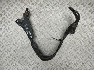 крепление фары правой Mercedes-Benz C-Класс W203/S203/CL203 CL203 2003, 1.8 л., Kompr, M 271.940, бензин, АКПП, brillantsilber / 744, хетчбэк 3 дв., задний привод, правый руль, A2036261230