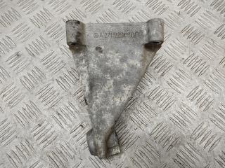 кронштейн двигателя Mercedes-Benz C-Класс W203/S203/CL203 [рестайлинг] 2004, 1.8 л., Kompr, M 271.946, бензин, АКПП, brillantsilber / 744, седан, задний привод, правый руль, A2712230804