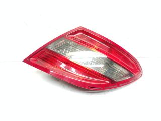 фонарь задний правый Mercedes-Benz C-Класс W204/S204 W204 2008, 2.1 л., CDi, OM 646.811, дизель, АКПП, obsidianschwarz / 197, седан, задний привод, правый руль, 2048203064