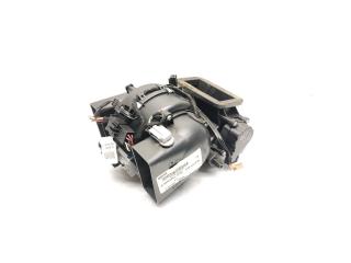 моторчик печки Mercedes-Benz M-Класс W163 [рестайлинг] 2003, 2.7 л., CDi, OM 612.963, дизель, АКПП, repaint / pink, внедорожник 5 дв., полный привод, правый руль, A1638300308