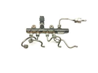 топливная рампа Renault Kangoo 2 поколение [рестайлинг] 2013, 1.5 л., DCi, K9K 608, дизель, 5МКПП, rouge vif / o719, фургон, передний привод, правый руль, 175215346R, H8201157327