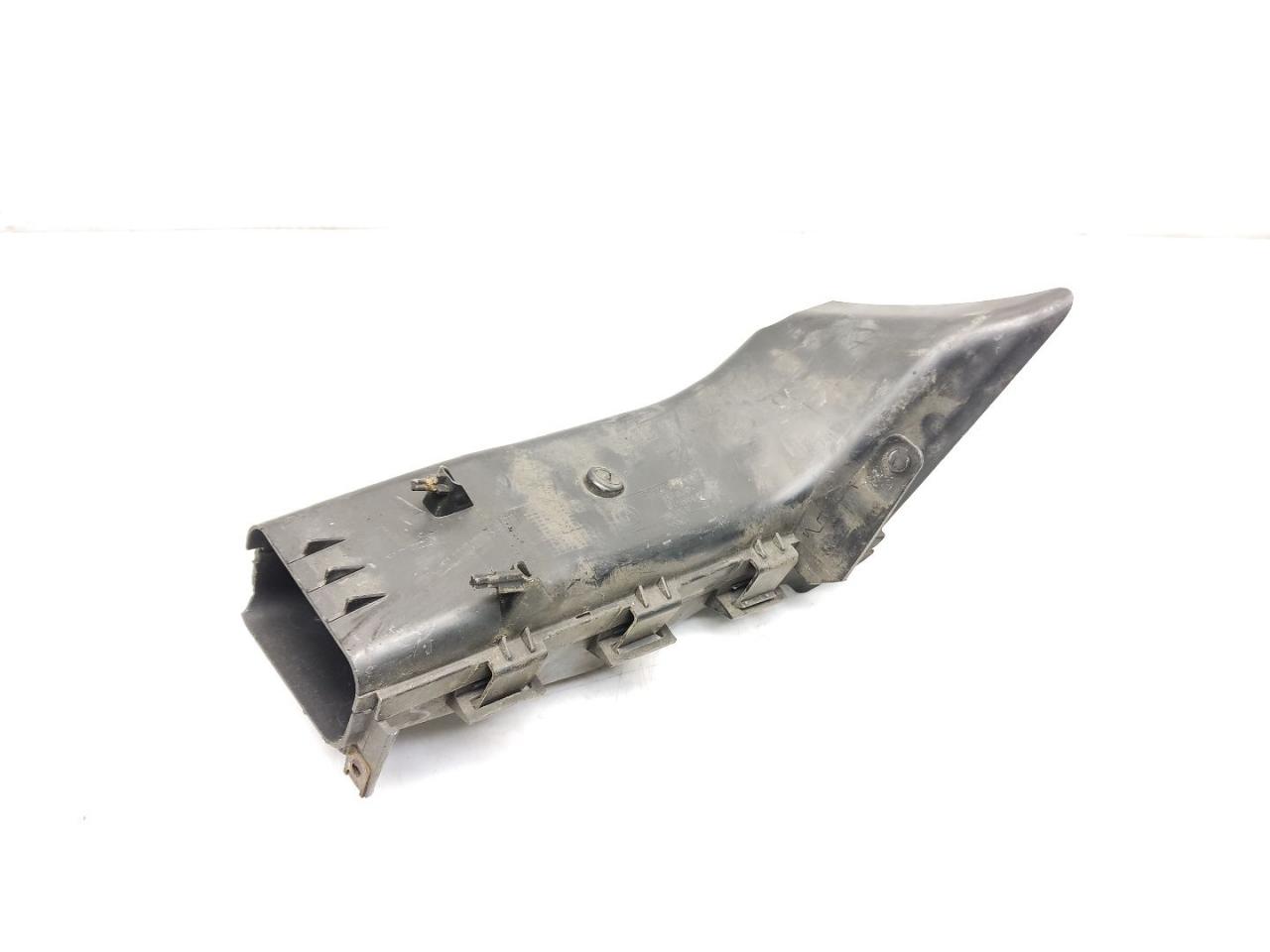 воздуховод тормозной левый BMW 3 серия E90/E91/E92/E93 E90 2005, 2.0 л., D, M47N 204 D4, дизель, 6МКПП, japanrot / 438, седан, задний привод, правый руль, 51747121569 - фото №1