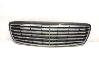 решетка радиатора Mercedes-Benz E-Класс W211/S211 2003, 3.2 л., CDi, OM 648.961, дизель, АКПП, brillantsilber / 744, седан, задний привод, правый руль, A2118800583, A2118800383