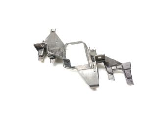 крепление фары левой BMW 7 серия E65/E66/E67 [рестайлинг] E65 2006, 3.0 л., D, M57N2 306 D3, дизель, АКПП, titansilber / 354, седан, задний привод, правый руль, 161697