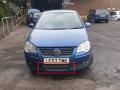 заглушка (решетка) в бампер Volkswagen Polo 4 поколение [рестайлинг] 2007, 1.2 л., i, BBM, бензин, 5МКПП, синий, хетчбэк 3 дв., передний привод, правый руль, 6Q0853677B - фото №3