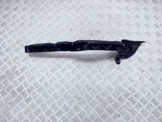 Крепление бампера переднего Skoda Octavia 2 поколение (A5) 1Z 2005, 1.6 л., i, BSE, бензин, 5МКПП, black magic / lf9r, лифтбэк, передний привод, правый руль