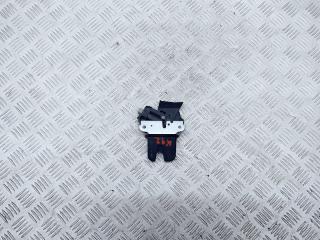 замок багажника Audi A4 B7 2006, 2.0 л., TDi PD, BLB, дизель, 6МКПП, brillantrot/ ly3j, седан, передний привод, правый руль, 4F5827505D, 4E0827645A