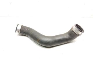 патрубок интеркулера Mercedes-Benz E-Класс W211/S211 [рестайлинг] 2006, 3.0 л., CDi, OM 642.920, дизель, АКПП, iridiumsilber / 775, седан, задний привод, правый руль, A2115282482