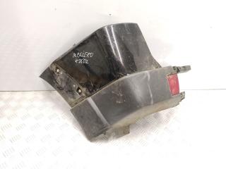 клык бампера задний левый Mitsubishi Pajero 4 поколение V80 2008, 3.2 л., DiD, 4M41, дизель, 5МКПП, black / x24, внедорожник 3 дв., полный привод, правый руль, 6410A473