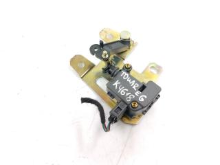 активатор замка багажника Volkswagen Touareg 1 поколение 2005, 2.5 л., TDi PD, BAC, дизель, АКПП, reflex silver / la7w, внедорожник 5 дв., полный привод, правый руль, 7L6827425