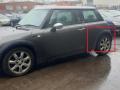 накладка колесной арки задний левый Mini Cooper 1 поколение [рестайлинг] R50 2005, 1.6 л., i, W10 B16 A, бензин, 5МКПП, серый, хетчбэк 3 дв., передний привод, правый руль, 1505869 - фото №3