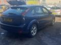 спойлер Ford Focus 2 поколение 2006, 1.6 л., i, HWDA, бензин, 5МКПП, jeans, хетчбэк 5 дв., передний привод, правый руль, 4M51A44210AJ - фото №4