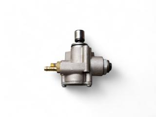 ТНВД Volkswagen Golf 5 поколение 2006, 1.4 л., FSI, BLN, бензин, 5МКПП, reflex silver / la7w, хетчбэк 5 дв., передний привод, правый руль, 03C127025R