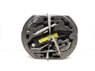 домкрат Volkswagen Golf 5 поколение 2005, 1.6 л., FSI, BLF, бензин, 6МКПП, schwarz / l041, хетчбэк 3 дв., передний привод, правый руль, 1T0805615, 4D0012219A, 1K0803899F, 1K0011031E