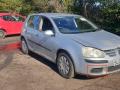решётка бампера боковая правая Volkswagen Golf 5 поколение 2005, 1.4 л., i, BCA, бензин, 5МКПП, reflex silver / la7w, хетчбэк 5 дв., передний привод, правый руль - фото №3