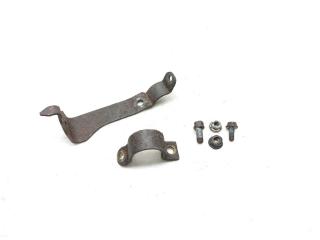 крепление стабилизатора / втулки стабилизатора Mercedes-Benz SLK-Класс R170 [рестайлинг] R170 2003, 2.0 л., Kompr, M 111.958, бензин, 6МКПП, cubanitsilber / 723, родстер, задний привод, правый руль, A2023231026