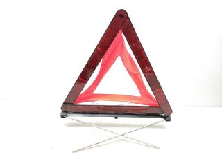 знак аварийной остановки BMW 5 серия E39 [рестайлинг] 2001, 2.5 л., i, M54 B25 (256S5), бензин, 5МКПП, titansilber / 354, седан, задний привод, правый руль, 71601095535