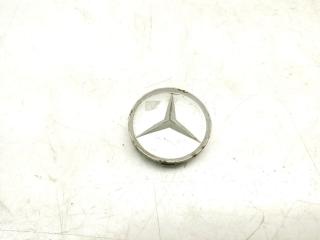 колпачок литого диска Mercedes-Benz C-Класс W202/S202 [рестайлинг] W202 2000, 2.4 л., i, M 112.910, бензин, АКПП, серебро, седан, задний привод, правый руль