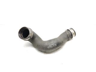 патрубок интеркулера Mercedes-Benz C-Класс W203/S203/CL203 [рестайлинг] W203 2004, 2.2 л., CDi, OM 646.962, дизель, АКПП, diamantschwarz / 768, седан, задний привод, правый руль, A2035283382, A2035283182