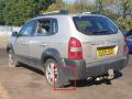 брызговик Hyundai Tucson 1 поколение JM 2006, 2.0 л., CRDi, D4EA, дизель, 6МКПП, warm silver / yk, внедорожник 5 дв., полный привод, правый руль, 868422E010, 868412E010 - фото №3
