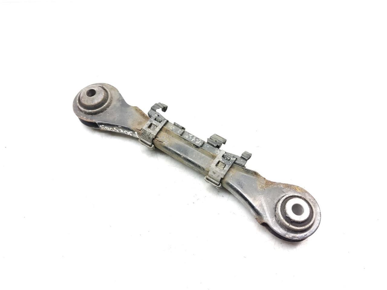 рычаг задний правый BMW 3 серия F30/F31/F34 F30 2013, 2.0 л., D, N47 D20 C, дизель, 6МКПП, mineralweiss / a96, седан, задний привод, правый руль, 6792519 - фото №1