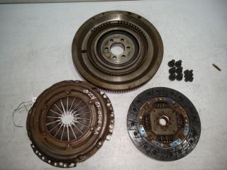 маховик Volkswagen Polo 4 поколение 2002, 1.2 л., i, AZQ, бензин, 5МКПП, синий, хетчбэк 5 дв., передний привод, правый руль, 03D141025A